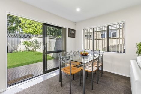Photo of property in 15c Omana Road, Papatoetoe, Auckland, 2025