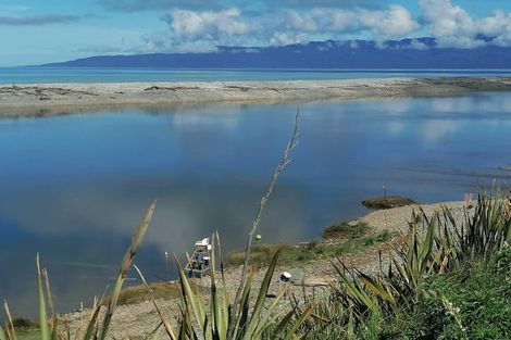 Photo of property in 5 Bluecliffs Beach Road, Papatotara, Tuatapere, 9691