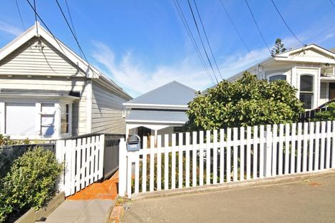Photo of property in 61 Te Wharepouri Street, Berhampore, Wellington, 6023