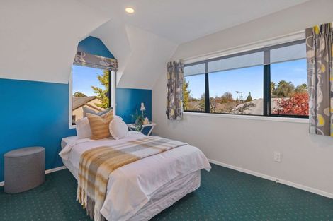 Photo of property in 6 Fencourt Place, Rototuna North, Hamilton, 3210