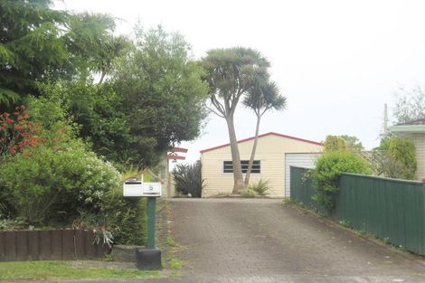 Photo of property in 5 Barnett Place, Te Puke, 3119
