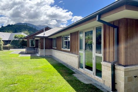 Photo of property in 23 Devon Street, Hanmer Springs, 7334