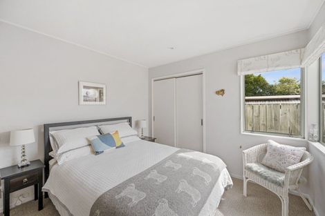 Photo of property in 9a Chambers Street, Havelock North, 4130