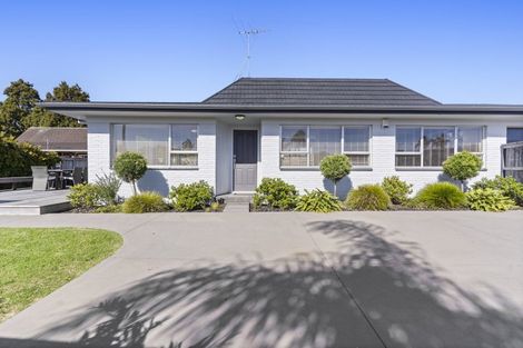 Photo of property in 1/15 Vivian Wilson Drive, Eastern Beach, Auckland, 2012
