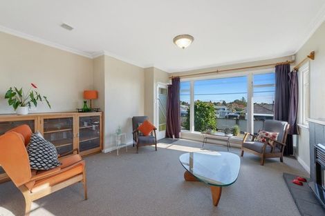 Photo of property in 411 Carrington Street, Upper Vogeltown, New Plymouth, 4310