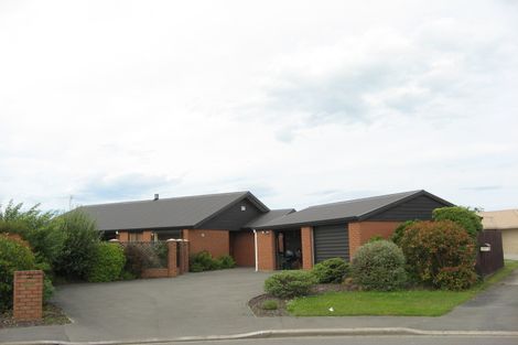 Photo of property in 23 Thistledown Place, Woolston, Christchurch, 8062