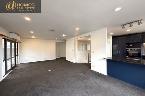 Photo of property in 56 Hogarth Rise, West Harbour, Auckland, 0618