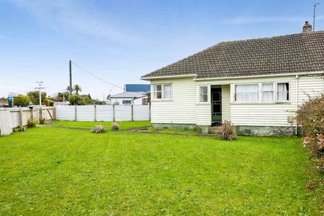 Photo of property in 210 South Road, Hawera, 4610