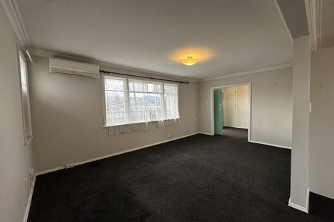 Photo of property in 13 Bartholomew Road, Levin, 5510