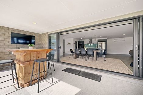Photo of property in 12 Lacebark Drive, Kinloch, Taupo, 3377