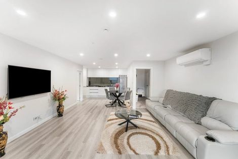 Photo of property in 13 Michael Richard Place, East Tamaki Heights, Auckland, 2016