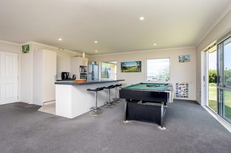 Photo of property in 48 Omana Avenue, Shelly Beach, Helensville, 0874