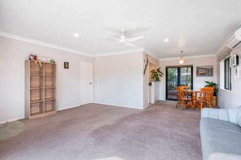 Photo of property in 25 Cromwell Drive, Fitzroy, Hamilton, 3206