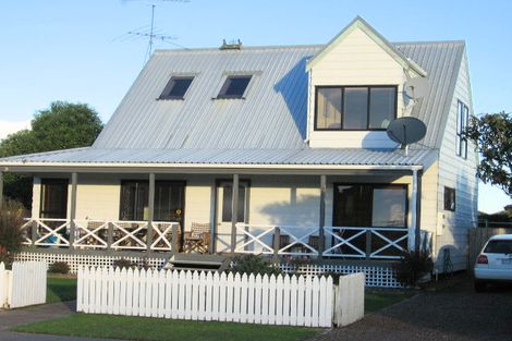 Photo of property in 118 Florence Avenue, Orewa, 0931
