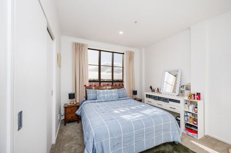 Photo of property in Maddison Apartments, 3/6c Queen Street, Palmerston North, 4410