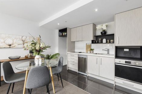 Photo of property in Nouvo Apartments, 3/21h Rugby Street, Mount Cook, Wellington, 6021