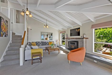 Photo of property in 673 East Coast Road, Browns Bay, Auckland, 0630