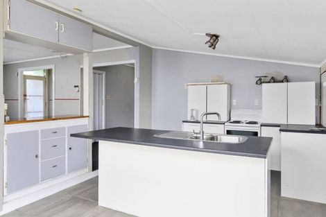 Photo of property in 5 Ross Road, Western Heights, Rotorua, 3015