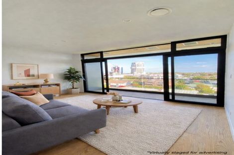 Photo of property in Frank Sargeson Apts, 407/80 Anzac Street, Takapuna, Auckland, 0622