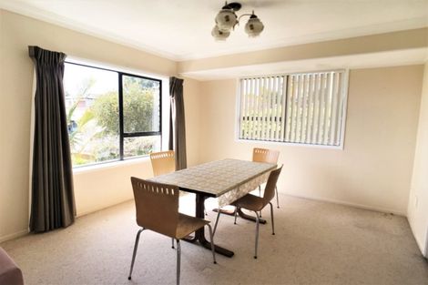 Photo of property in 96 Langana Avenue, Browns Bay, Auckland, 0630