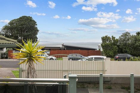 Photo of property in 7 Crispe Road, Clarks Beach, 2122