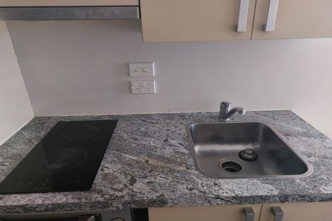 Photo of property in Dual Apartments, 108/142 Vivian Street, Te Aro, Wellington, 6011