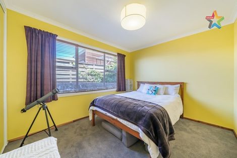 Photo of property in 54 Akatea Road, Korokoro, Lower Hutt, 5012