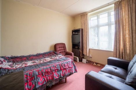 Photo of property in 330 Featherston Street, Palmerston North, 4414