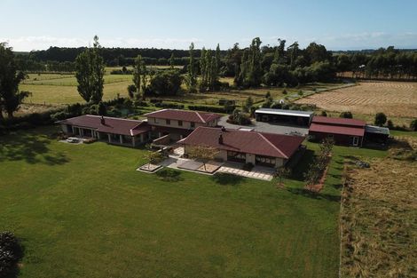 Photo of property in 107 Harleston Road, Sefton, Rangiora, 7477