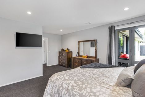 Photo of property in 47 San Priamo Place, Paraparaumu Beach, Paraparaumu, 5032