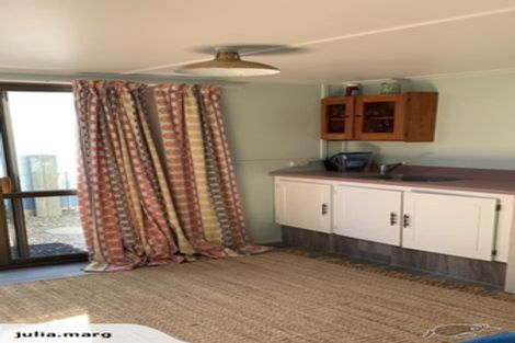 Photo of property in 138 Beach Road, Haumoana, 4102