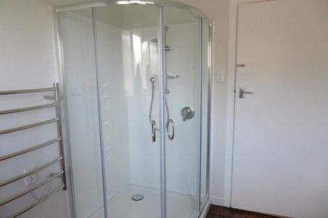 Photo of property in 2/3 Rosebank Terrace, Stoke, Nelson, 7011