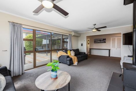 Photo of property in 9 Langwell Place, Papakowhai, Porirua, 5024