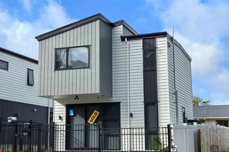Photo of property in 17a Midgley Road, West Harbour, Auckland, 0618