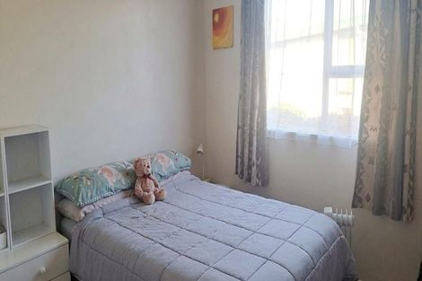 Photo of property in 5 Porritt Place, Tamatea, Napier, 4112