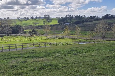 Photo of property in 105 Daroux Drive, Waipapa, 0295