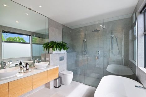 Photo of property in 1 Wood Lane, Fendalton, Christchurch, 8014