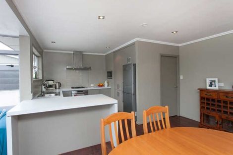 Photo of property in 13 Highland Drive, Pukete, Hamilton, 3200