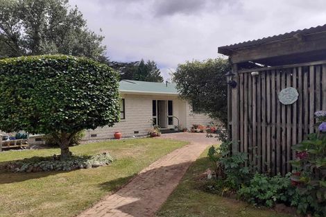 Photo of property in 24 Wairiri Street, Ohau, Levin, 5570