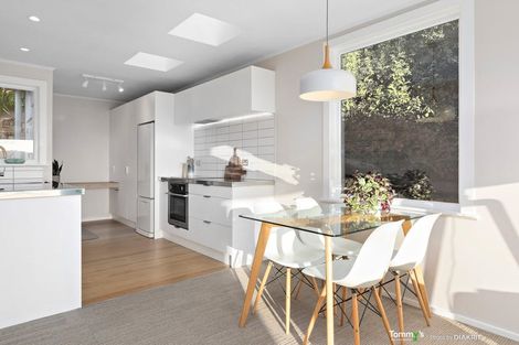 Photo of property in 81 Townsend Road, Miramar, Wellington, 6022