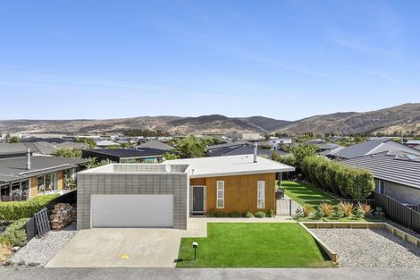 Photo of property in 7 David Place, Cromwell, 9310