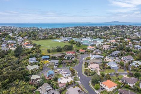 Photo of property in 2 Mizen Court, Torbay, Auckland, 0630