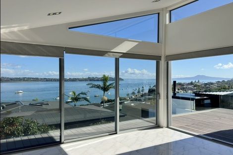 Photo of property in 16 Bucklands Beach Road, Bucklands Beach, Auckland, 2012