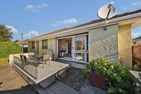 Photo of property in 2/6 Wentworth Street, Ilam, Christchurch, 8041