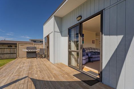 Photo of property in 15 Marlin Street, Whitianga, 3510