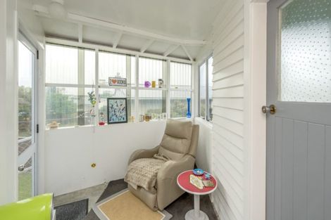 Photo of property in 13 Burn Street, Levin, 5510