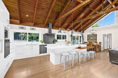 Photo of property in 21 Montclair Rise, Browns Bay, Auckland, 0630