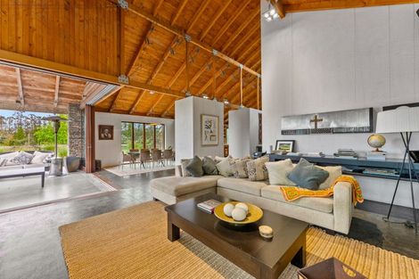 Photo of property in 42 Dysart Lane, Kumeu, 0891