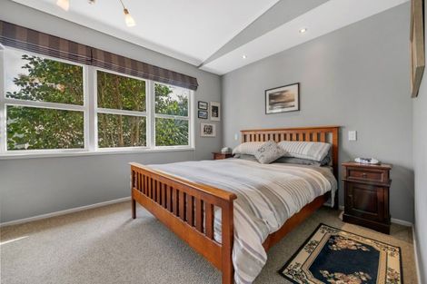 Photo of property in 16 Grove Lane, Pakuranga, Auckland, 2010