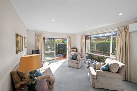 Photo of property in 2/15 Withells Road, Avonhead, Christchurch, 8042